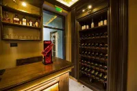Hotel 5 Continents - Baarit