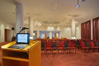 Golden Bay Beach Hotel Hotels in Pyla