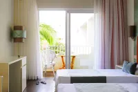 Ouril Pontao Hotel Отели в г. 