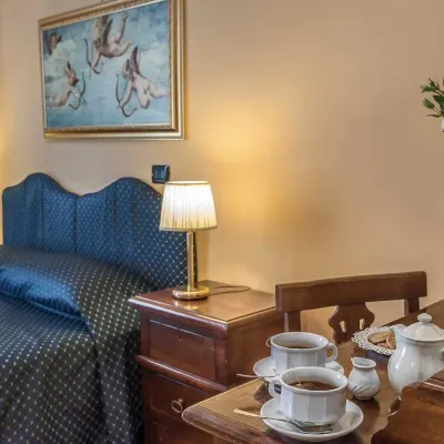 Hotel Caracciolo Отели рядом с достопримечательностью «Эсквилин»