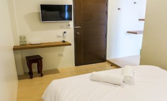 Nangrong Hotel