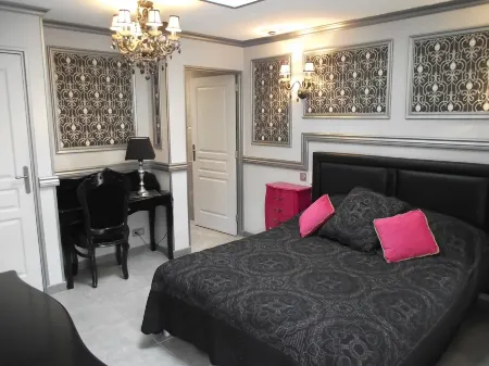 Les Belles ÉPOQUES B&B - Proche Puy du Fou Отели в г. Севрмуан