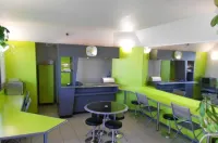 Lemon Hotel Hotels in Regny