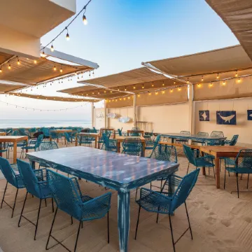 Cabo Break Hotel