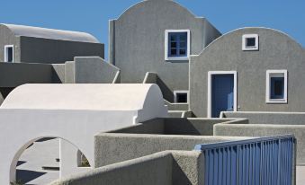 Acroterra Rosa Luxury Suites & Spa