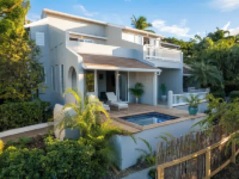 Blue Waters Resort and Spa Hotels in Cedar Grove
