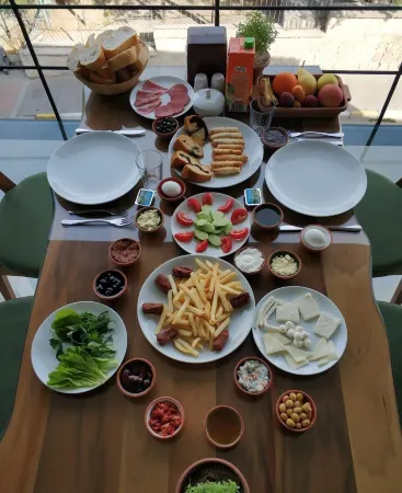 Feel Cappadocia Stone House Отели в г. Горем