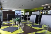 Le Domaine des Cigognes Hotel a Ennevelin