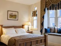 Parkers House Bed & Breakfast Hotel dekat Montgomery Castle