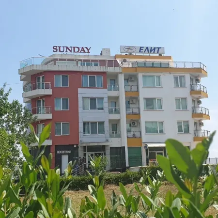 Family Hotel Sunday