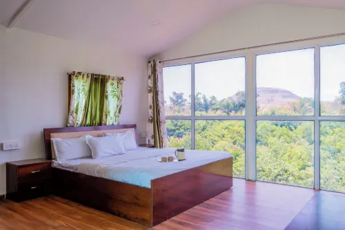 The Riverine Stays by Igatpuri Hotels in Malunje