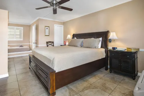The BoatHouse Hotel a Marco Island