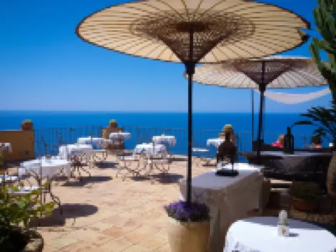 Marulivo Hotel