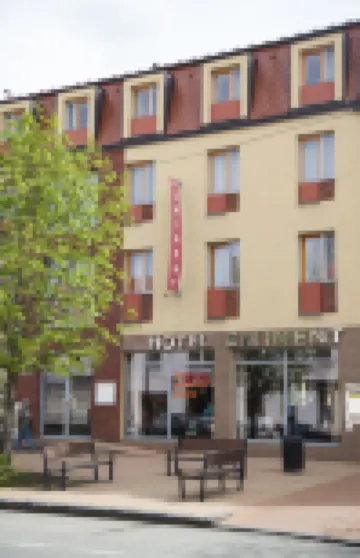 Hotel Eminent โรงแรมใน
