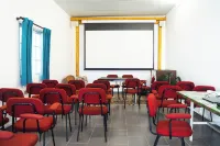 Sagres Sun Stay - Surf Camp & Hostel فنادق في Vila do Bispo