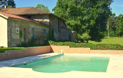 Chateau de Varambon Các khách sạn ở Maillat