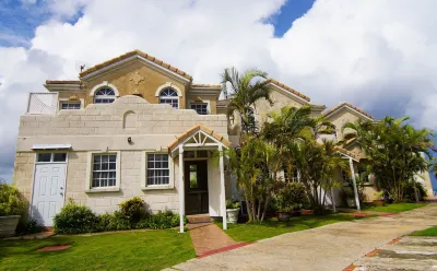 Seabliss Villa Hotels near Heywoods Beach