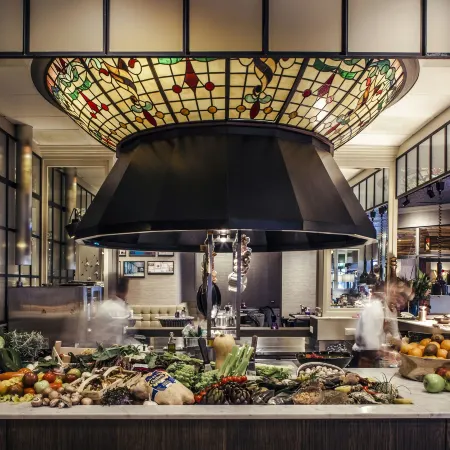 Carlton Square Hotel