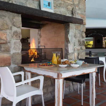 Whale Rock Luxury Lodge