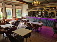 Woodland Manor Hotel - bar