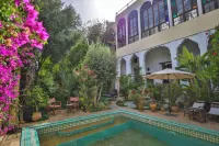 Ryad Mabrouka - Pool