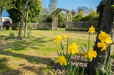 Delta Hotels Colchester Отели в г. Фееринг