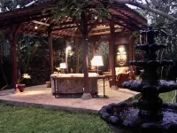 Rumah Boedi Private Residence Villa Hotels in Borobudur
