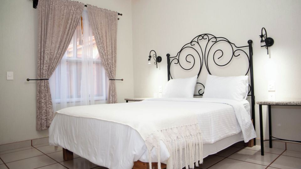 Encanto de la Sierra Hotel