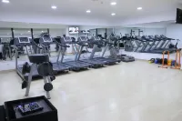 Hôtel Ivotel Abidjan - ที่มีฟิตเนส