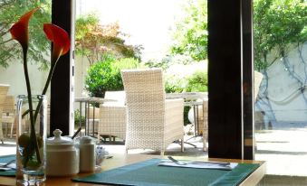 The Ascot Hotel, Cologne