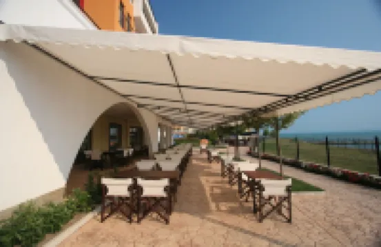 Menada Ravda Apartments