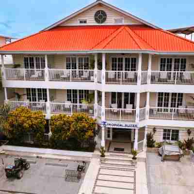 Tropical Suites Hotel Hotel Exterior