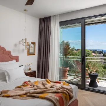 Residence by Splendida Palace