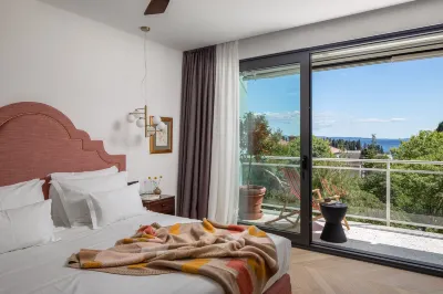 Residence by Splendida Palace