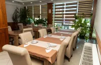 里奧酒店 佩赫酒店