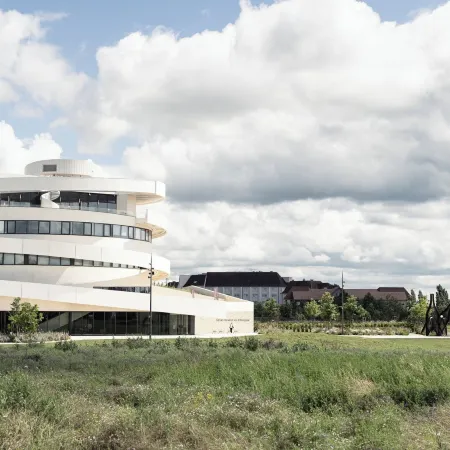 voco BEAUNE – CITÉ DES VINS by IHG