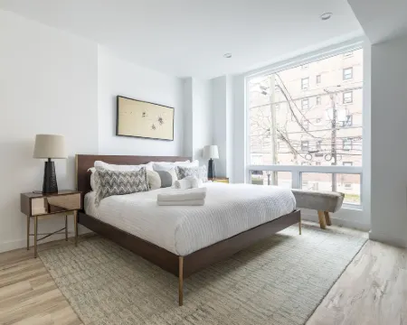 Stylish 3Br Retreat w Private Deck Near NYC Hotels in Hoboken