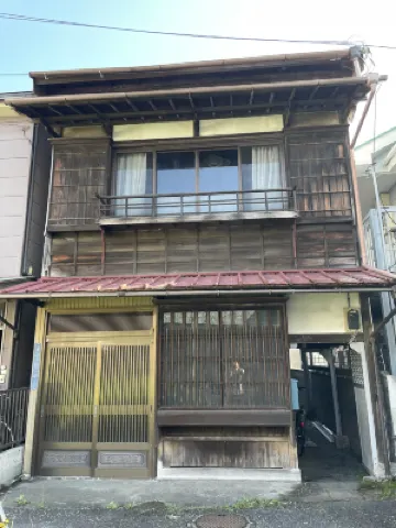 Inu to Umibe Hotels near Kazamatsuri Station