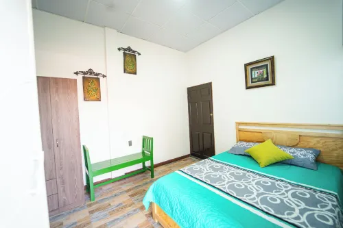 503 Casa โฮสเทล - พร้อมอาหารเช้า