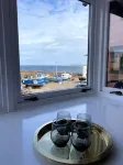 East Haar 2 Bedroom Flat Overlooking Harbour Hotels in Dunbar