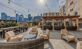 Hotel Indigo Austin Downtown - University
