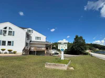 Winnisquam Lake Inn Các khách sạn ở Laconia