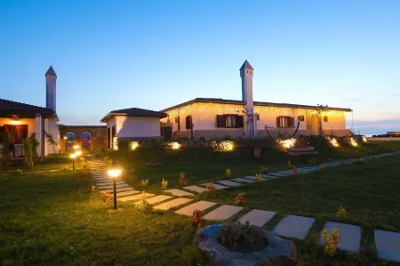 Tarihi Kumbaba Otel Отели в г. Шиле