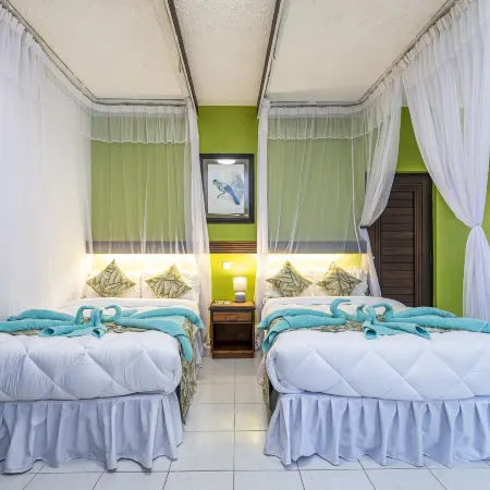 Safari Beach Hotel