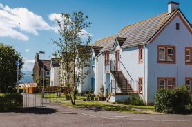 Apartment - 2 Bedrooms - Pet Friendly - Parking