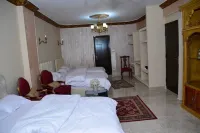 Crystal Pyramid Inn