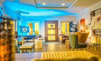 Royal Swiss Apartments & Suite