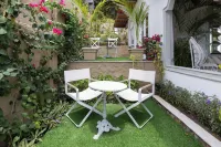 Villa Caprichosa Boutique Hotels - Balcony