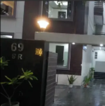 ACE 7 Hotel and Residence