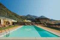 Villa Melangola - Pools